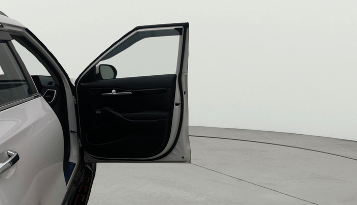 2023 KIA SELTOS GTX PLUS DCT 1.4 PETROL, Petrol, Automatic, 32,358 km, RHS Front Door