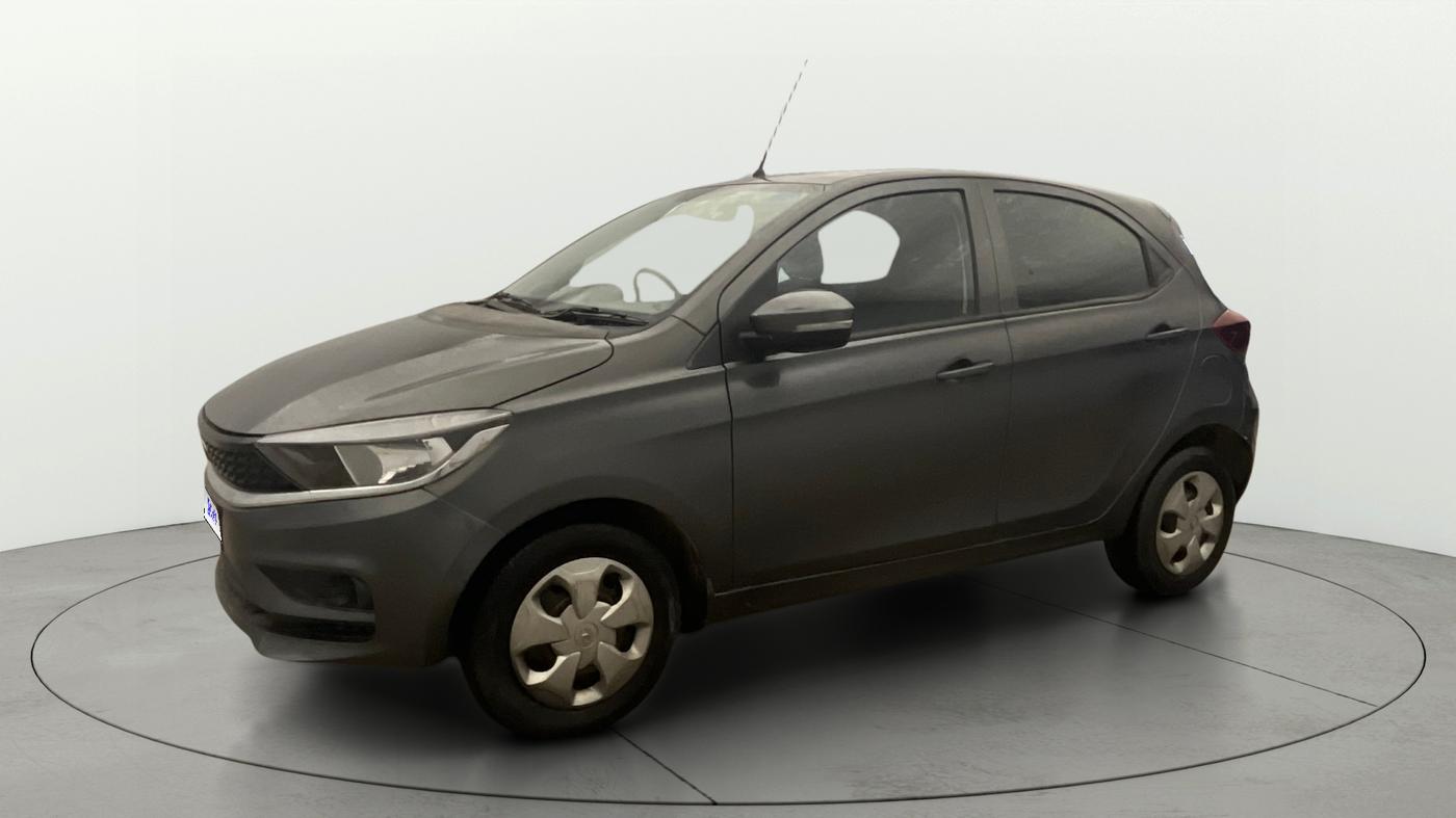 2021 Tata Tiago XT (O) PETROL, Petrol, Manual, 29,919 km, Left Front Diagonal