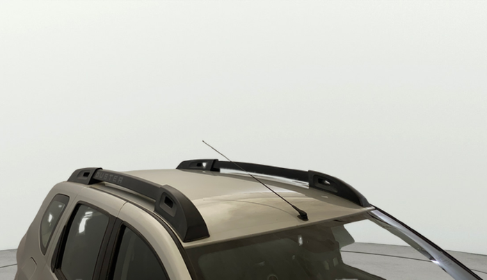 2017 Renault Duster RXE 1.6 PETROL, Petrol, Manual, 61,158 km, Roof