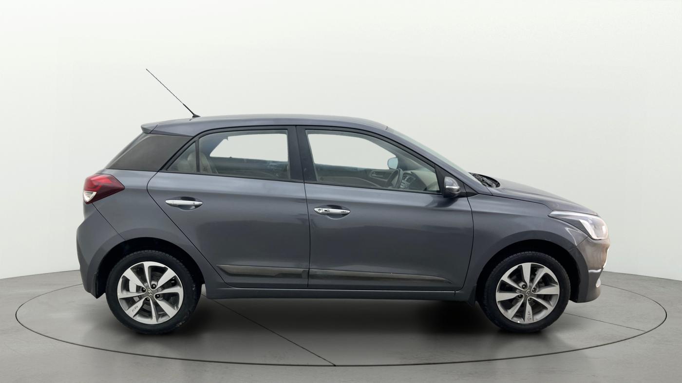 2015 Hyundai Elite i20 SPORTZ 1.2, Petrol, Manual, 76,326 km, Right Side View