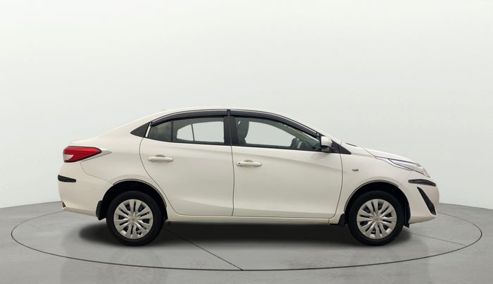 2021 Toyota YARIS J MT, Petrol, Manual, 25,813 km, Right Side View