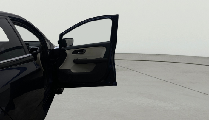 2023 Tata ALTROZ XZ DIESEL, Diesel, Manual, 98,222 km, RHS Front Door