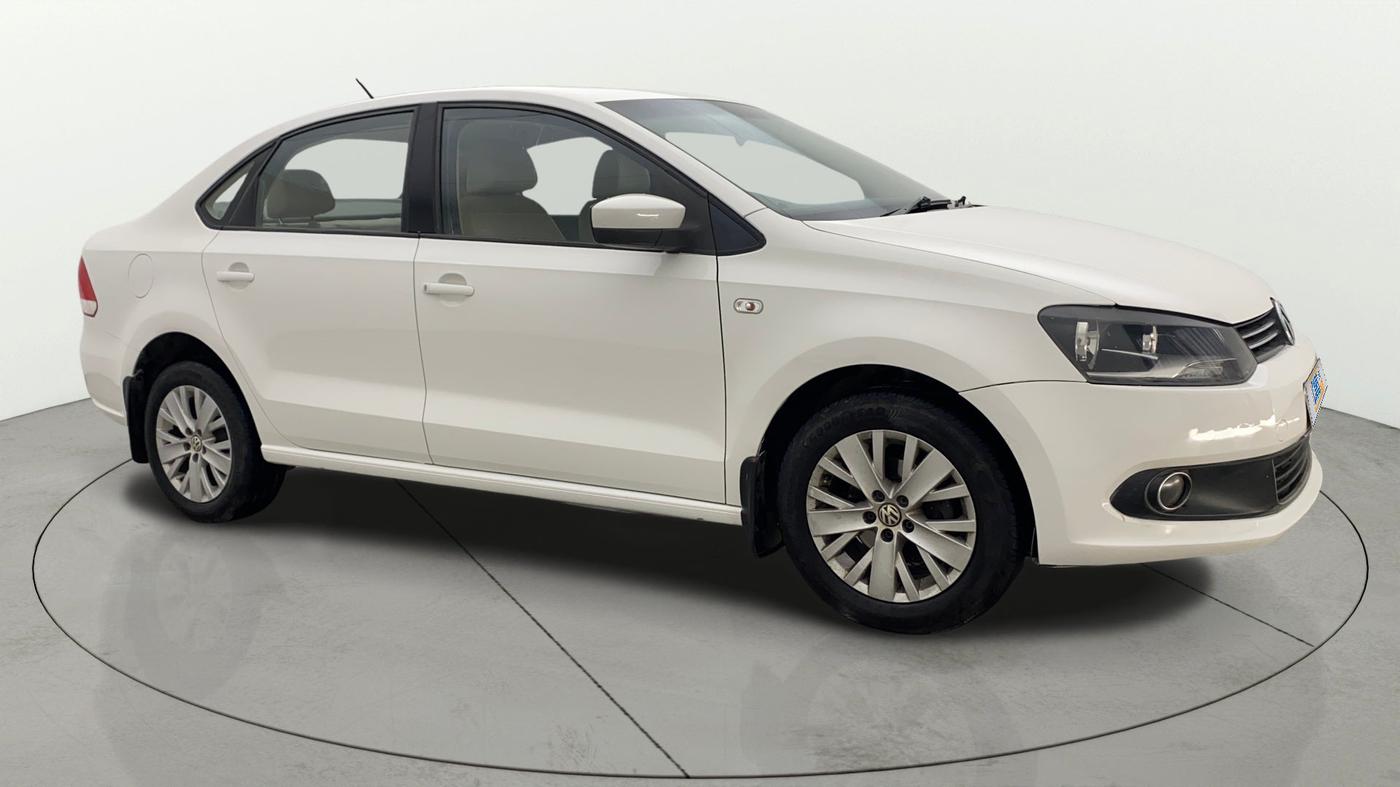 2015 Volkswagen Vento HIGHLINE 1.6 MPI, Petrol, Manual, 57,363 km, Right Front Diagonal