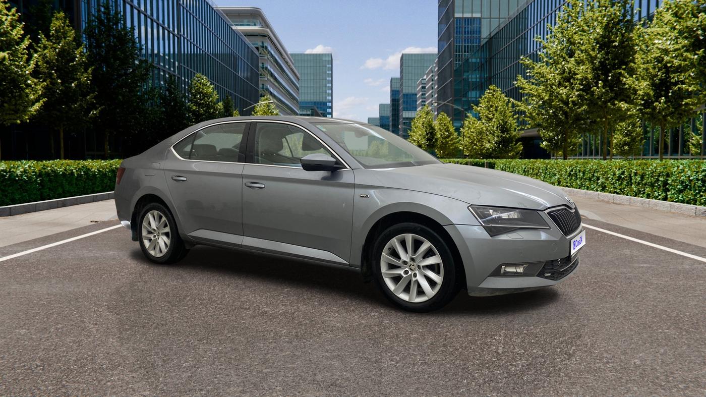 2016 Skoda Superb L&K 1.8 TSI AT, Petrol, Automatic, 1,05,887 km, Right Front Diagonal