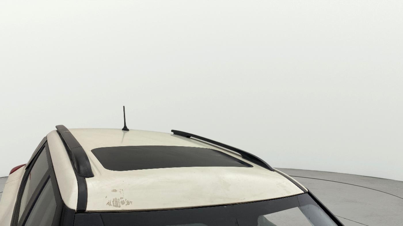 2022 Mahindra XUV300 W6 1.5 DIESEL AMT, Diesel, Automatic, 14,620 km, Roof