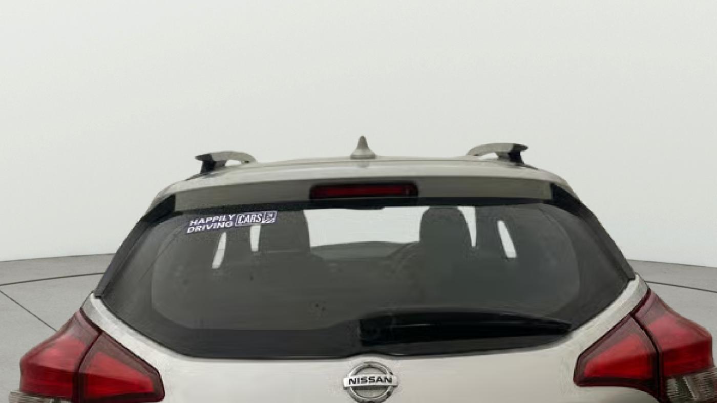 2021 Nissan Kicks XV 1.5, Petrol, Manual, 34,315 km, Rear Windshield