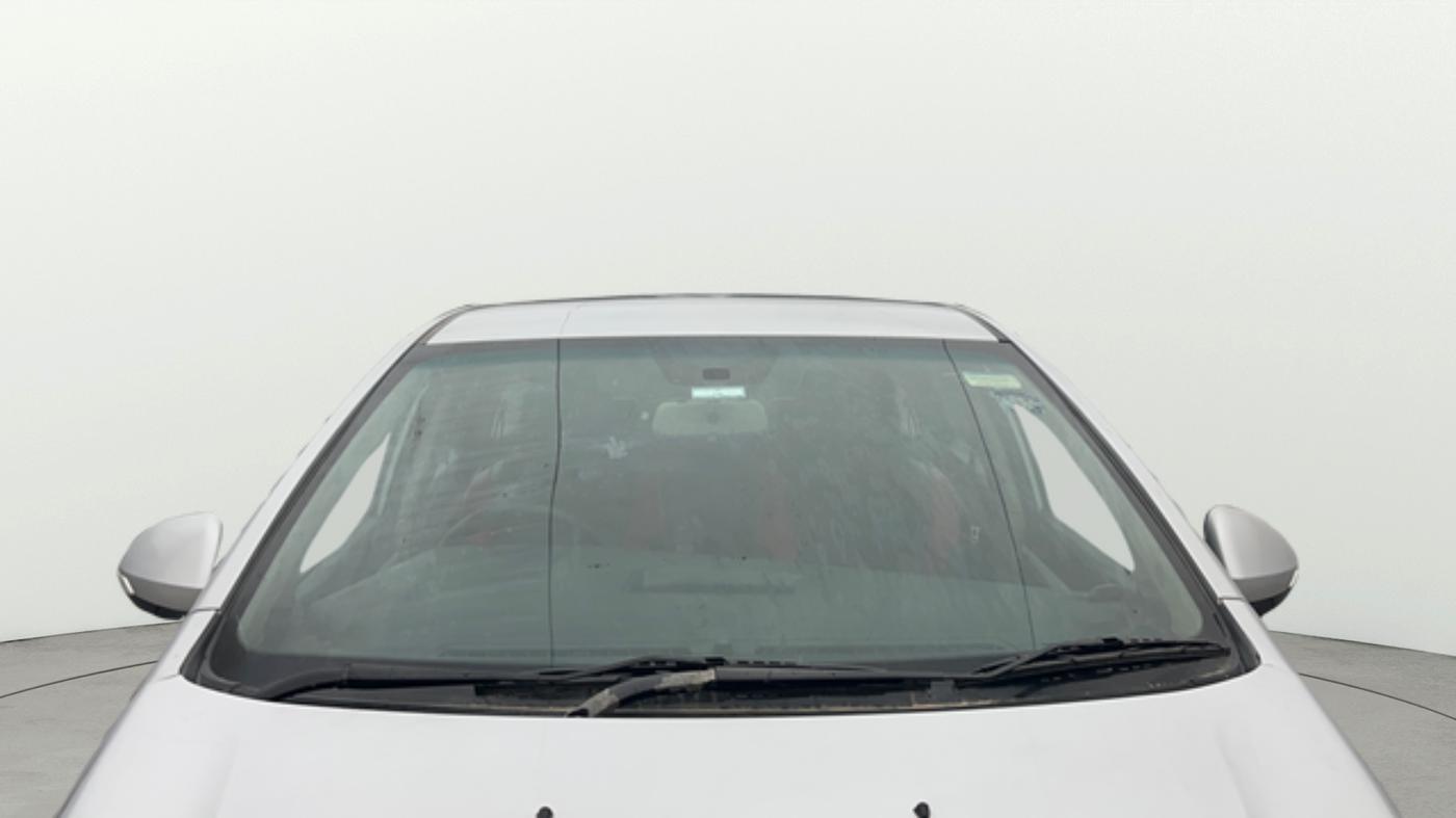 2019 Mahindra MARAZZO M6 7 STR, Diesel, Manual, 1,12,118 km, Front Windshield