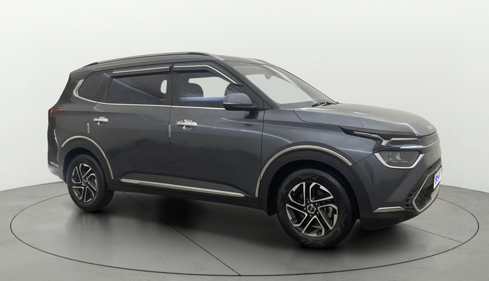 2022 KIA CARENS LUXURY PLUS 1.4 PETROL 7 STR, Petrol, Manual, 44,222 km, Right Front Diagonal