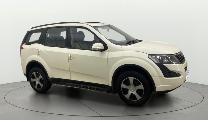 2017 Mahindra XUV500 W6 AT 1.99, Diesel, Automatic, 64,287 km, SRP