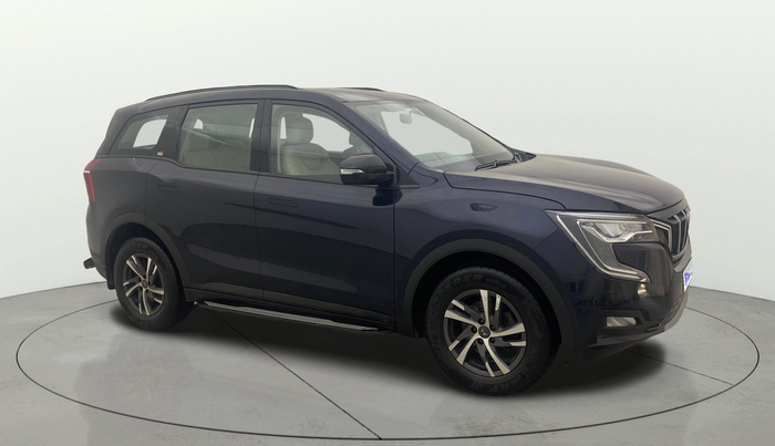 2023 Mahindra XUV700 AX 5 P AT 5 STR, Petrol, Automatic, 21,340 km, Right Front Diagonal