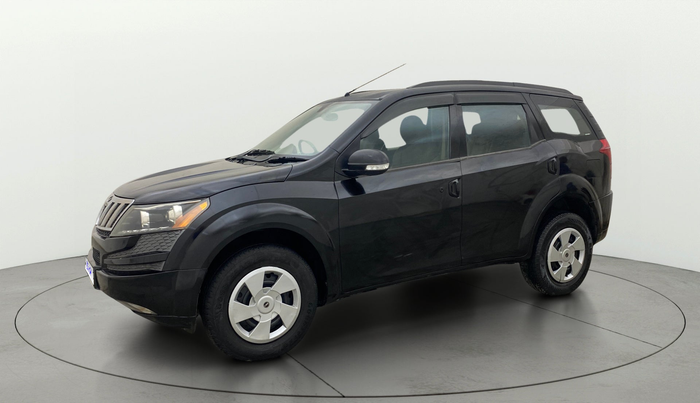 2014 Mahindra XUV500 W4, Diesel, Manual, 97,189 km, Left Front Diagonal