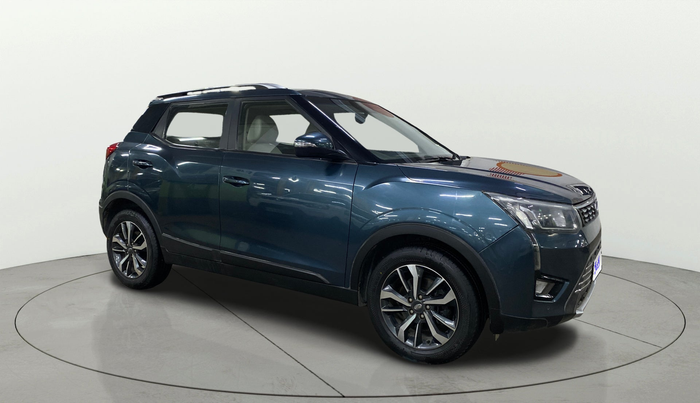 2019 Mahindra XUV300 W8 (O) 1.5 DIESEL, Diesel, Manual, 57,422 km, Right Front Diagonal