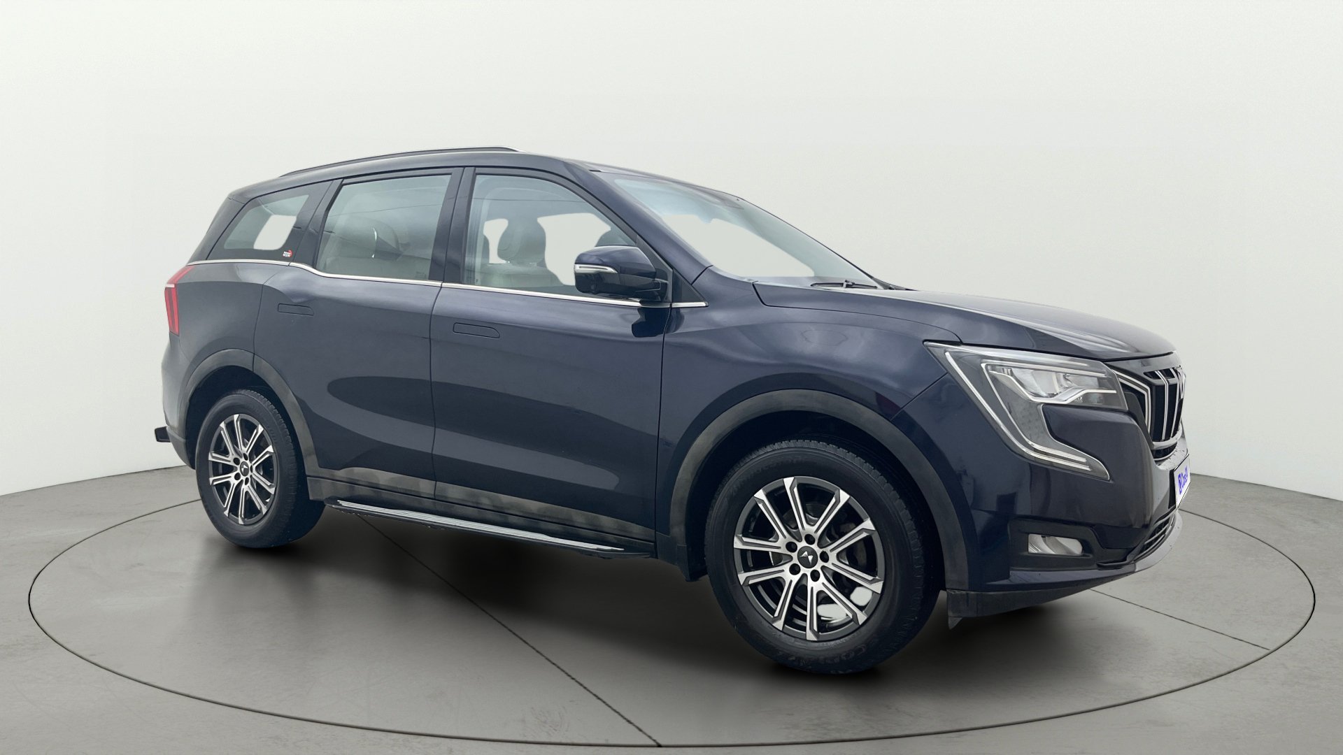 2023 Mahindra XUV700 2021-2026 AX 7 LUXURY P AT 7 STR 2023 Mahindra XUV700 2021-2026 AX 7 LUXURY P AT 7 STR