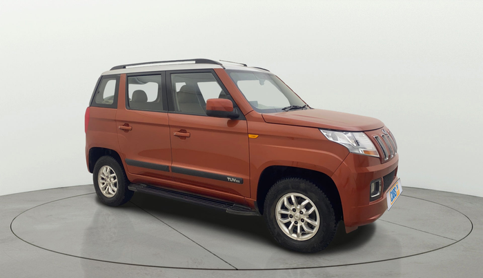 2017 Mahindra TUV300 T8 AMT, Diesel, Automatic, 1,02,809 km, Right Front Diagonal