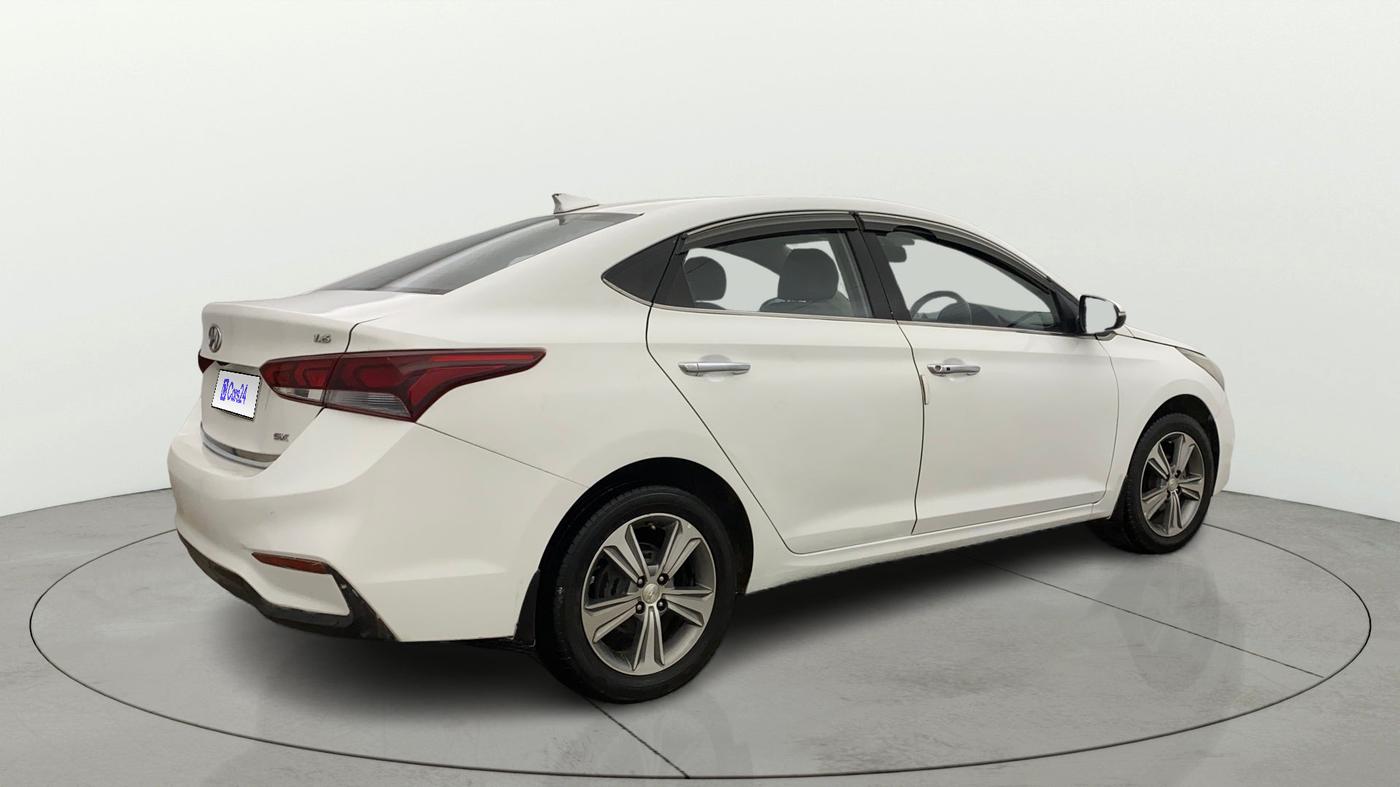 2018 Hyundai Verna 1.6 VTVT SX O, Petrol, Manual, 75 km, Right Back Diagonal