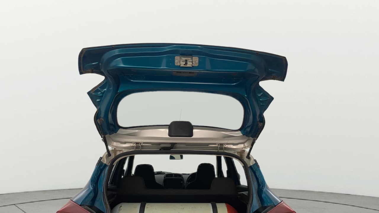 2021 Renault Kwid NEOTECH RXL 1.0 MT, CNG, Manual, 50,989 km, Boot Door Open