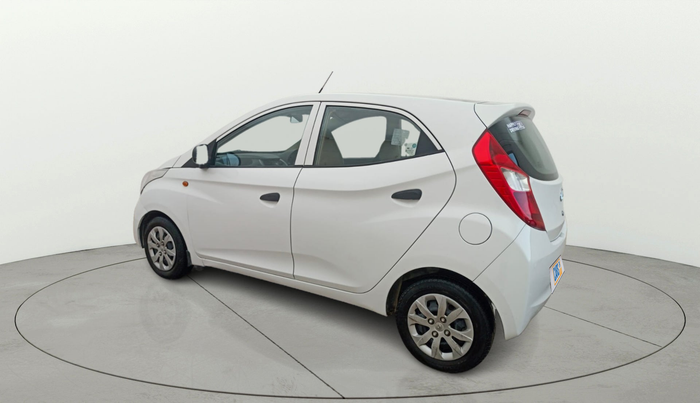 2017 Hyundai Eon MAGNA +, Petrol, Manual, 73,434 km, Left Back Diagonal