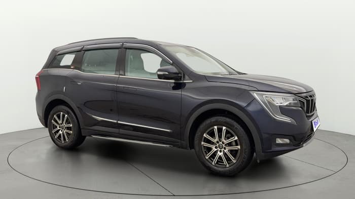 2023 Mahindra XUV700 AX 7 LUXURY D MT 7 STR, Diesel, Manual, 34,049 km, Right Front Diagonal