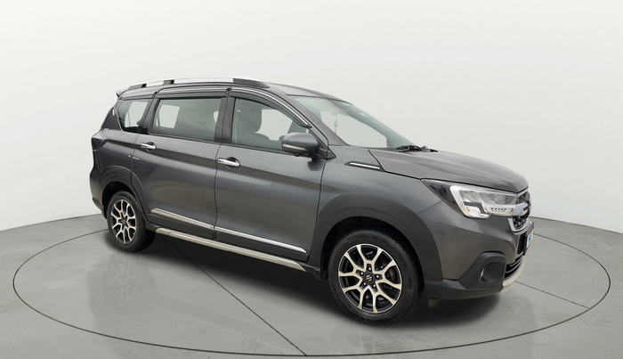 2023 Maruti XL6 ALPHA MT, Petrol, Manual, 32,459 km, Right Front Diagonal
