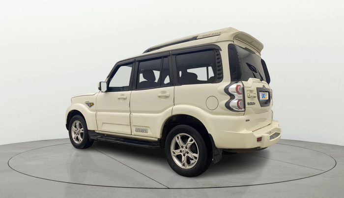 2016 Mahindra Scorpio S10 AT, Diesel, Automatic, 1,41,218 km, Left Back Diagonal