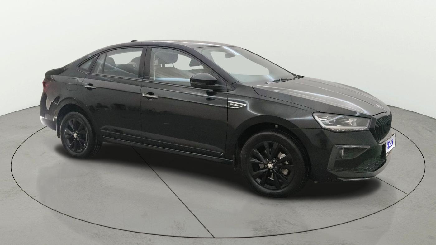 2025 Skoda SLAVIA Sportline 1.0L TSI AT, Petrol, Automatic, 2,384 km, SRP