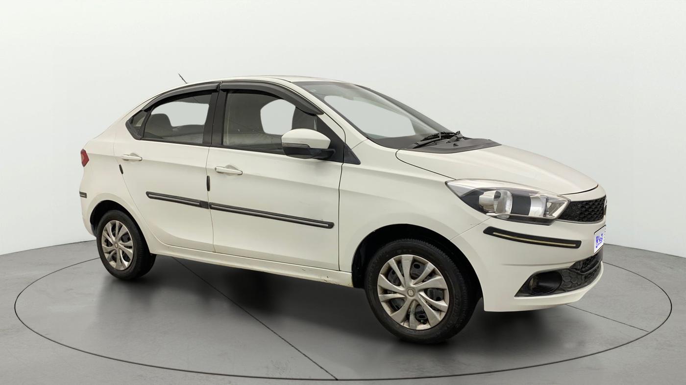 2018 Tata TIGOR XT PETROL, Petrol, Manual, 31,547 km, Right Front Diagonal