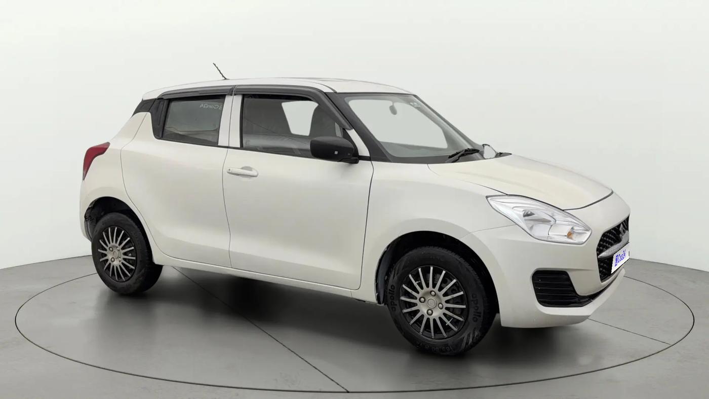 2018 Maruti Swift LXI, CNG, Manual, 88,201 km, Right Front Diagonal