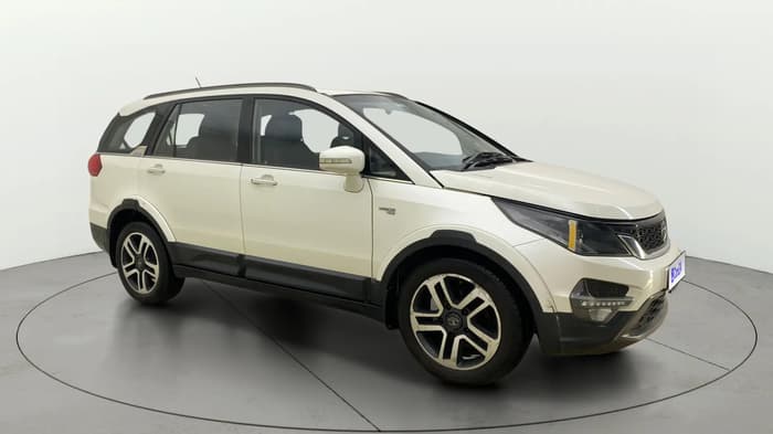 2017 Tata Hexa XT 4X2 6 STR, Diesel, Manual, 1,41,365 km, Right Front Diagonal