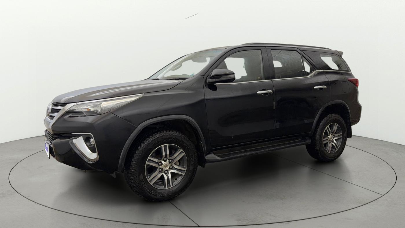 2019 Toyota Fortuner 2.7 4X2 AT, Petrol, Automatic, 24,901 km, Left Front Diagonal