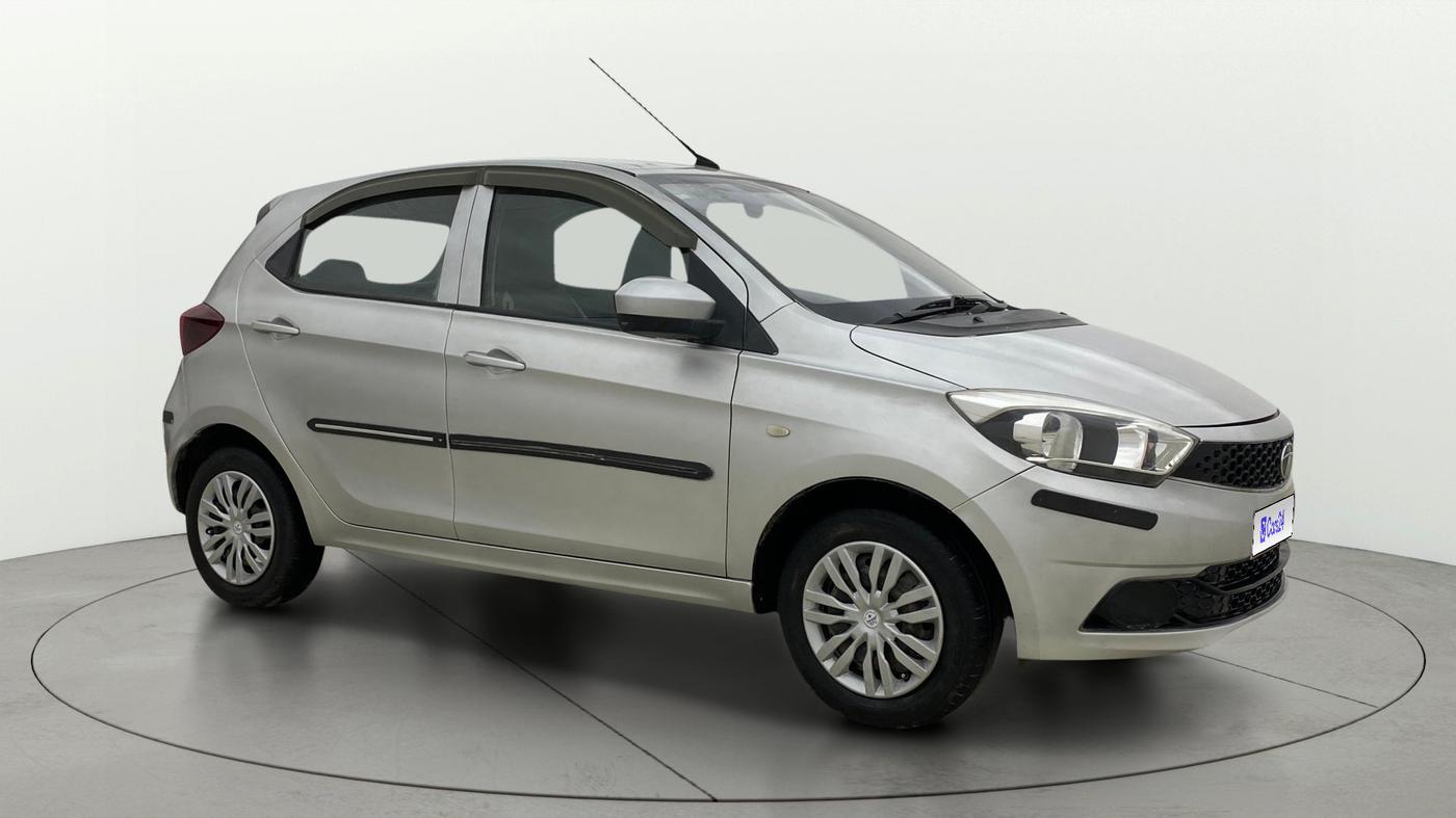 2018 Tata Tiago XT PETROL, Petrol, Manual, 52,564 km, Right Front Diagonal