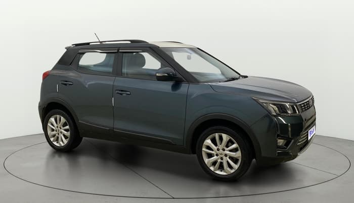 2021 Mahindra XUV300 W8 1.2 PETROL, Petrol, Manual, 50,918 km, Right Front Diagonal