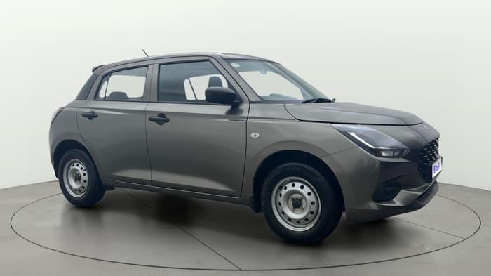 2024 Maruti Swift LXi, Petrol, Manual, 32,662 km, Right Front Diagonal