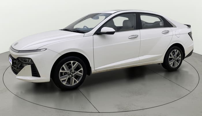 2025 Hyundai Verna SX(O) 1.5 MPI IVT , Petrol, Automatic, 10,850 km, Left Front Diagonal
