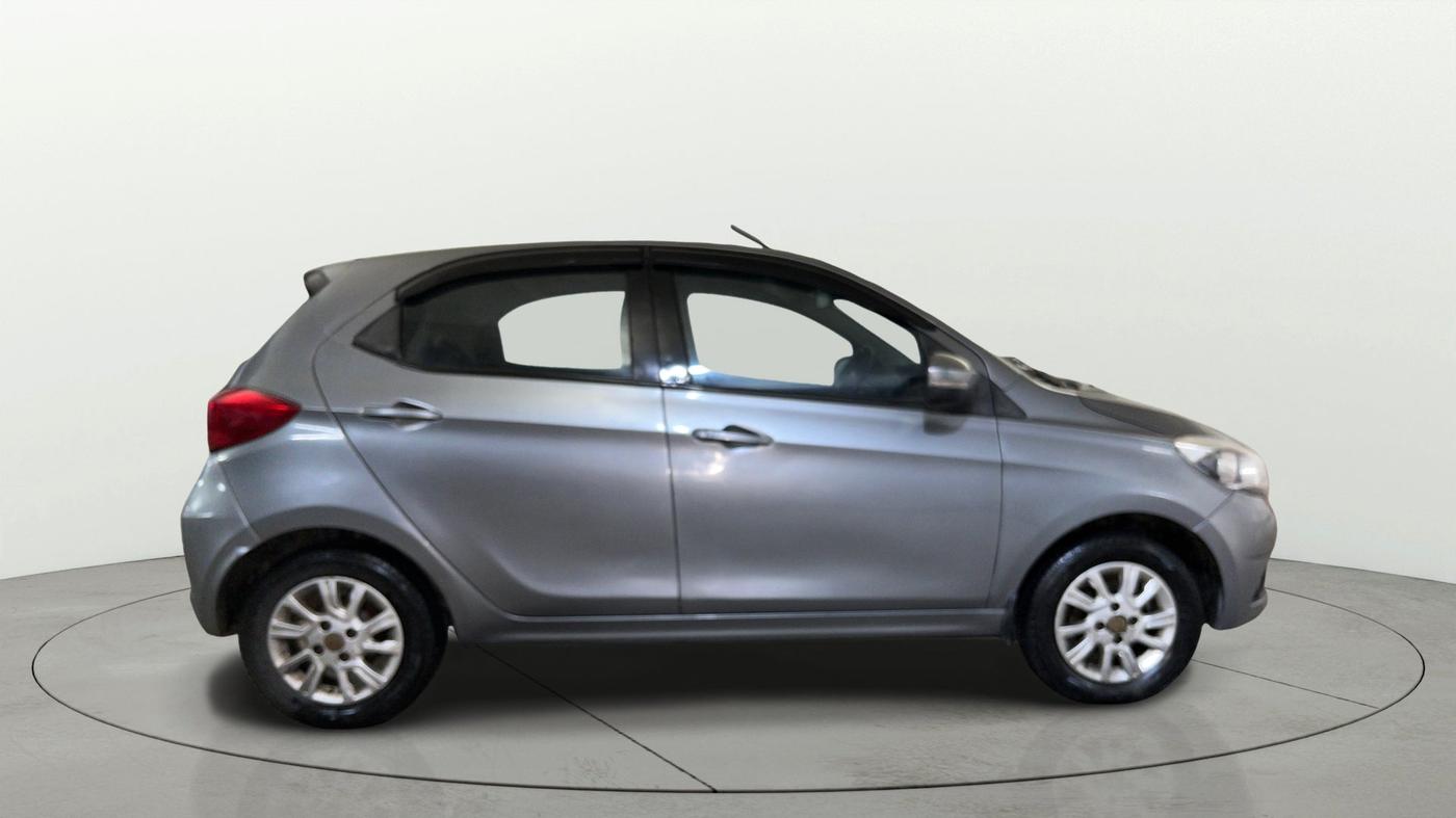 2018 Tata Tiago XZ PETROL, Petrol, Manual, 58,991 km, Right Side View