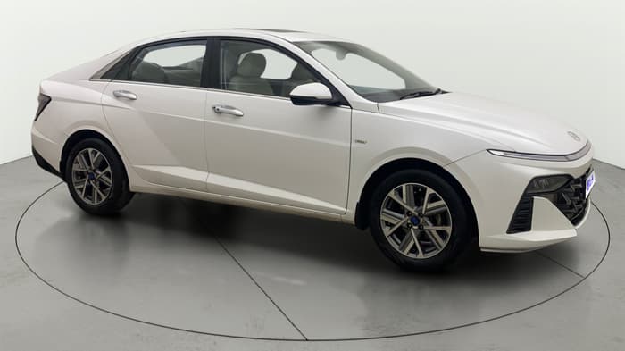 2023 Hyundai Verna SX(O) 1.5 MPI IVT , Petrol, Automatic, 1,00,404 km, Right Front Diagonal
