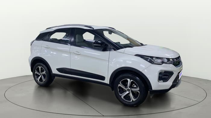 2022 Tata NEXON XZ PLUS (PREMIUM) PETROL, Petrol, Manual, 46,901 km, Right Front Diagonal
