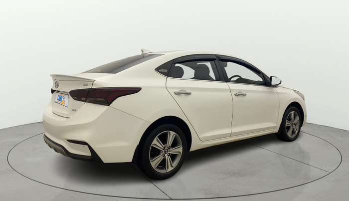 2018 Hyundai Verna 1.6 VTVT SX (O) AT, Petrol, Automatic, 35,556 km, Right Back Diagonal