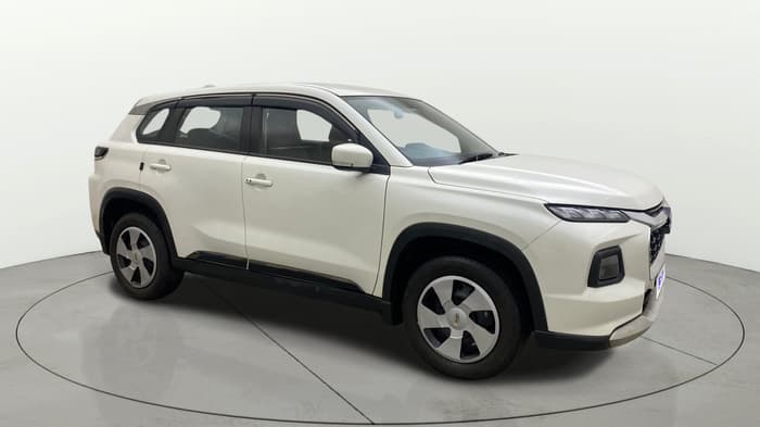2023 Maruti Grand Vitara SIGMA SMART HYBRID, Petrol, Manual, 31,873 km, Right Front Diagonal