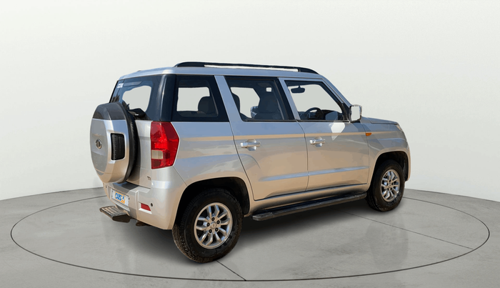 2017 Mahindra TUV300 T8, Diesel, Manual, 96,442 km, Right Back Diagonal