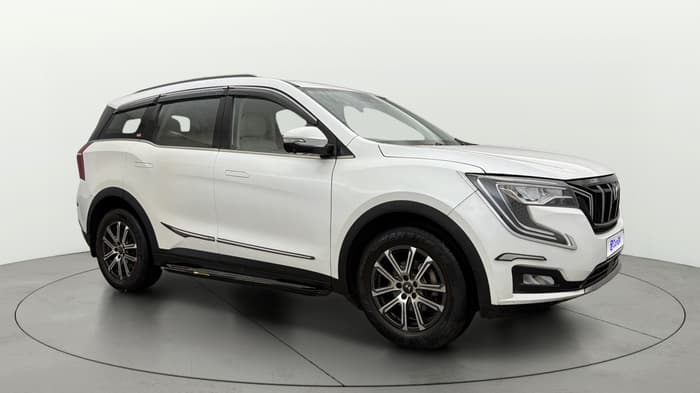 2023 Mahindra XUV700 AX 7 LUXURY D AT 7 STR, Diesel, Automatic, 56,387 km, Right Front Diagonal