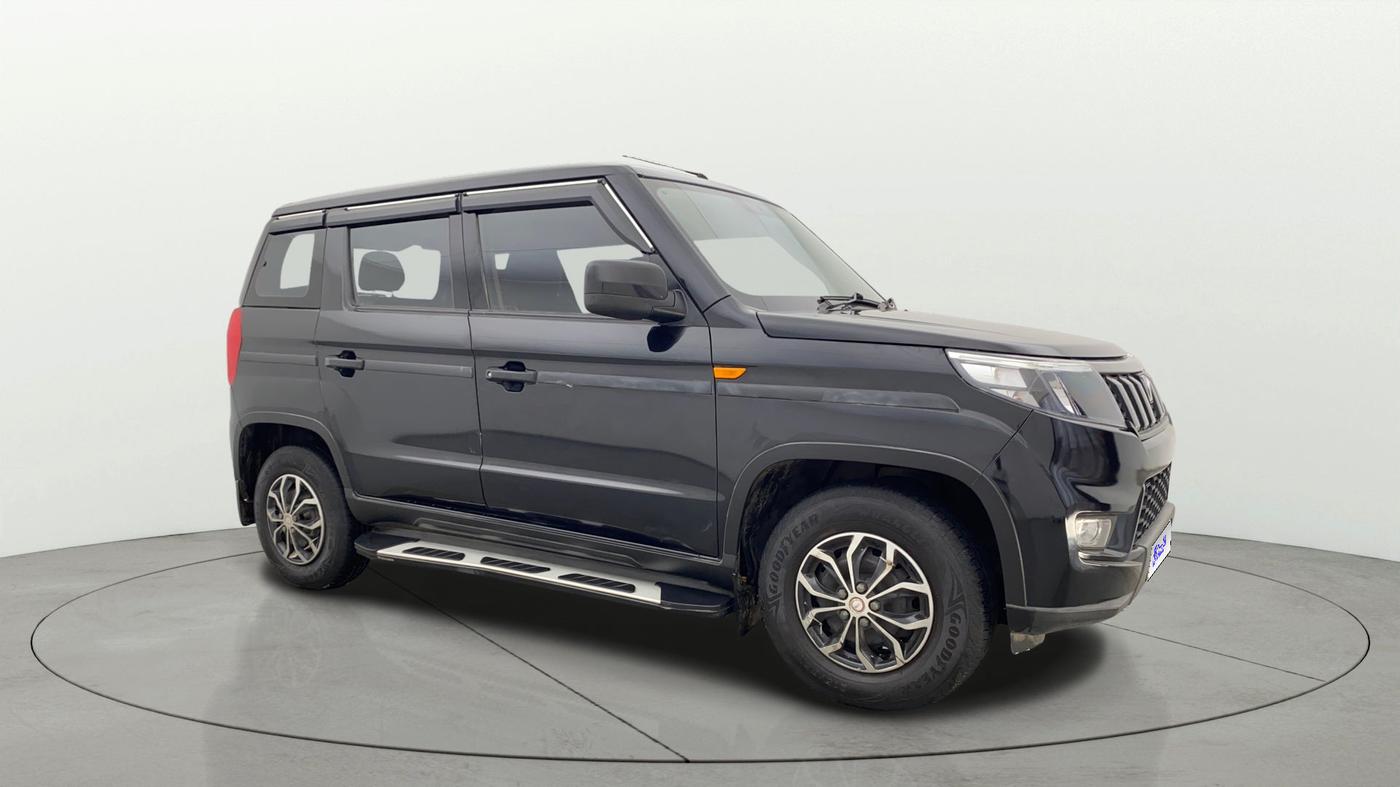 2022 Mahindra BOLERO NEO N 8, Diesel, Manual, 37,947 km, Right Front Diagonal