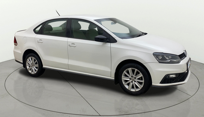 2020 Volkswagen Vento HIGHLINE 1.0L TSI, Petrol, Manual, 1,10,984 km, SRP