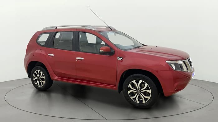 2017 Nissan Terrano XV D PREMIUM AMT, Diesel, Automatic, 1,14,508 km, Right Front Diagonal