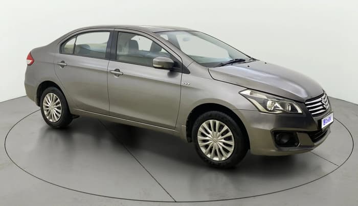 2016 Maruti Ciaz VXI, Petrol, Manual, 42,786 km, Right Front Diagonal