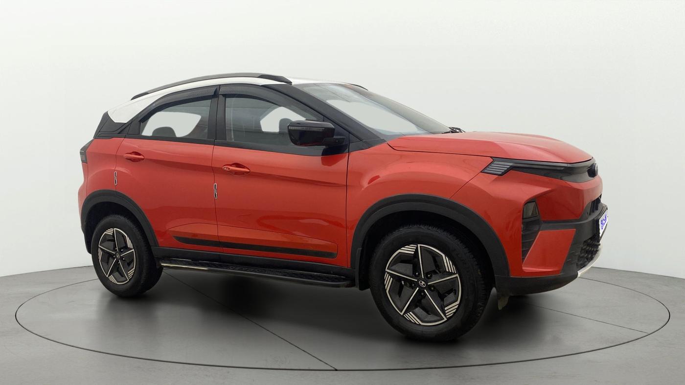 2024 Tata NEXON CREATIVE PLUS 1.2 REVOTRON 7 DCA DT, Petrol, Automatic, 25,742 km, Right Front Diagonal