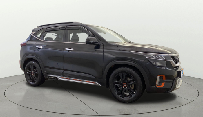 2021 KIA SELTOS HTX ANNIVERSARY EDITION 1.5 DIESEL, Diesel, Manual, 84,215 km, Right Front Diagonal