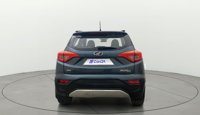 2020 Mahindra XUV300 W8 1.2 PETROL, Petrol, Manual, 80,760 km, Back/Rear