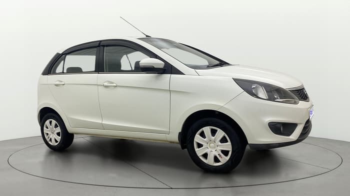 2015 Tata Bolt XMS REVOTRON, Petrol, Manual, 63,768 km, Right Front Diagonal