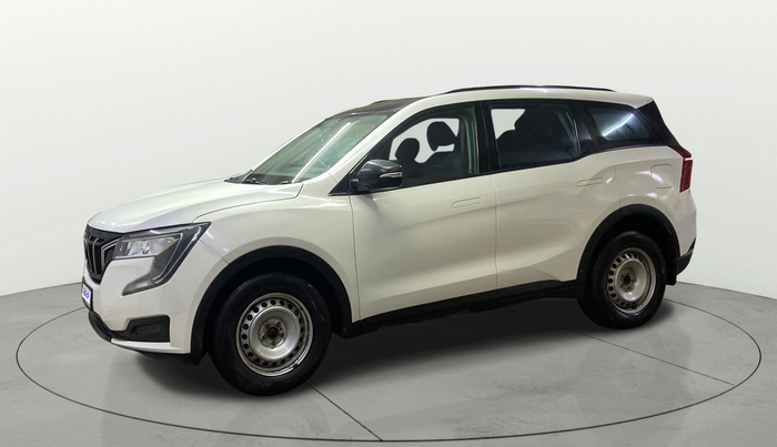 2023 Mahindra XUV700 MX P MT 5 STR, Petrol, Manual, 55,482 km, Left Front Diagonal