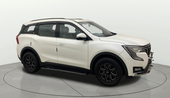 2022 Mahindra XUV700 AX 7 P AT 7 STR, Petrol, Automatic, 18,173 km, SRP